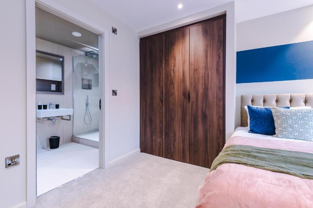 Exquisite Abode Sleeps 6! Apartment *